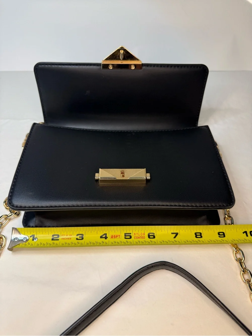 Michael Kors Black Leather Chain Crossbody| Timeless | Great Condition